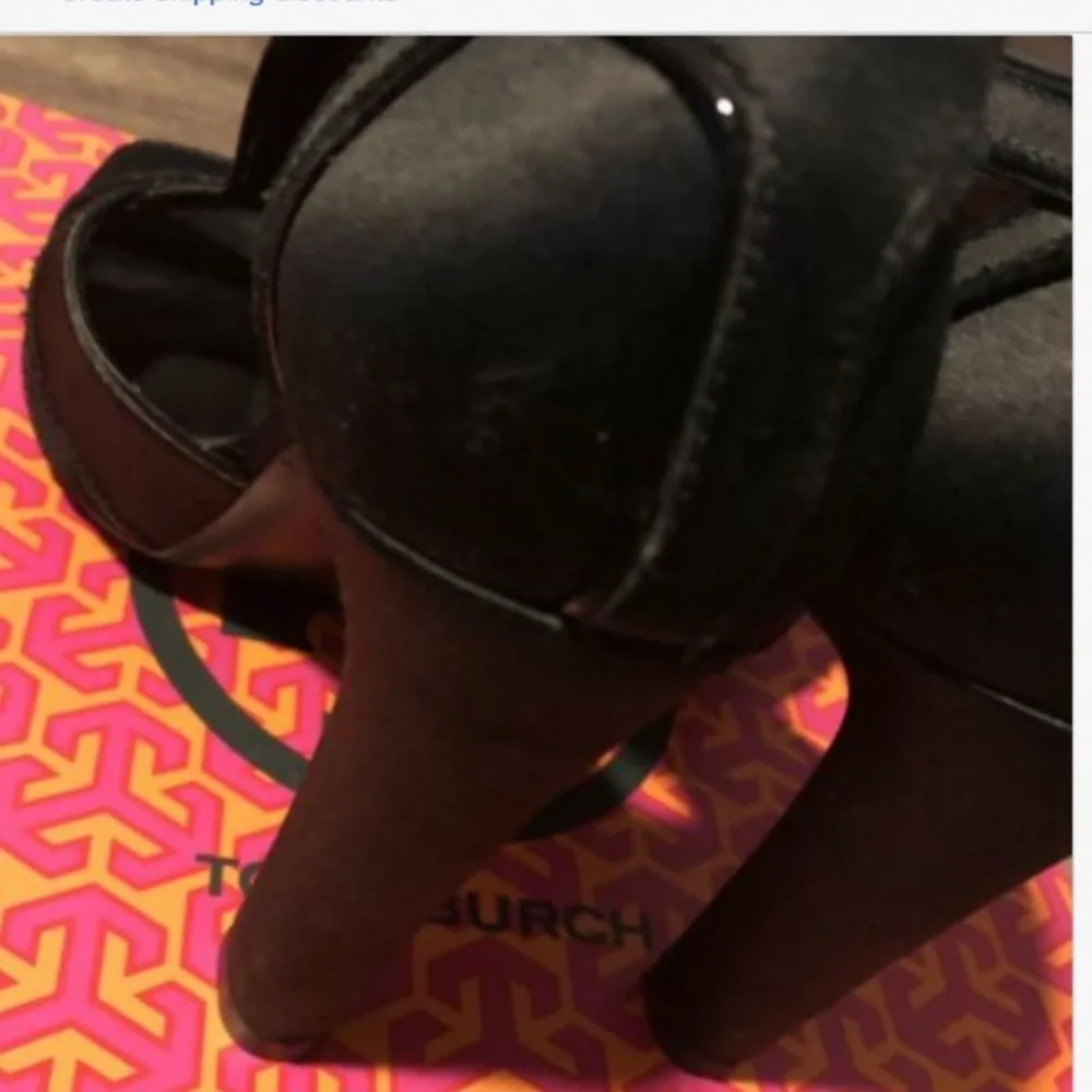 Tory Burch Satin heels